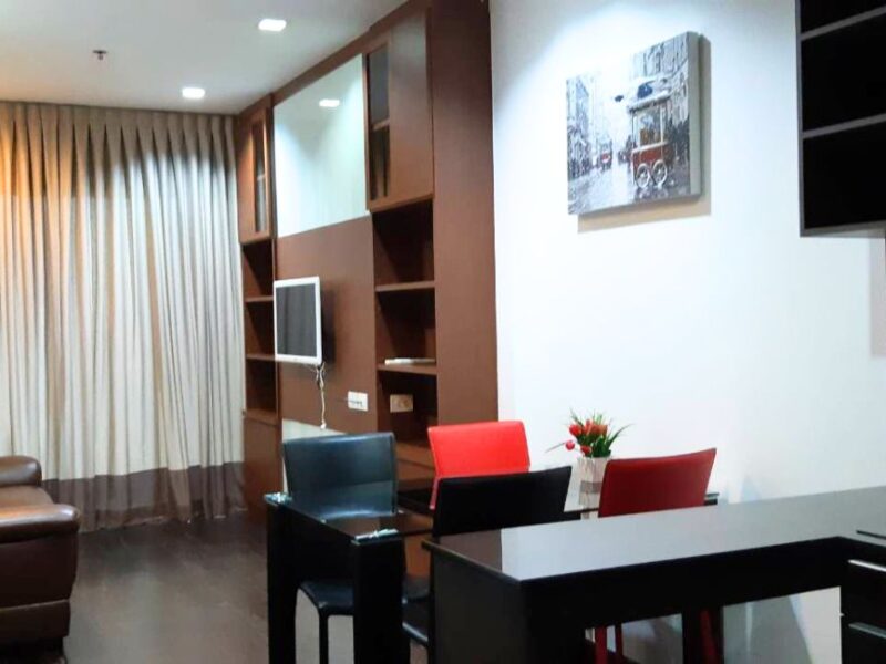 Modern Condo for Rent at Phayathai 2 bedrooms Panoramic City View