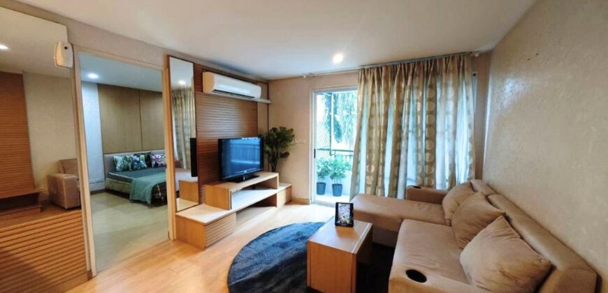 Two Bedroom Condo for Rent at Ekkamai , Sukhumvit 61 Bangkok