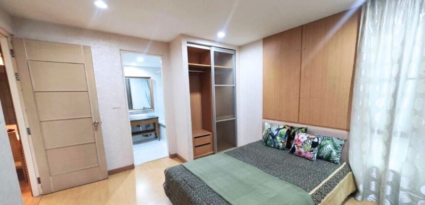 Two Bedroom Condo for Rent at Ekkamai , Sukhumvit 61 Bangkok