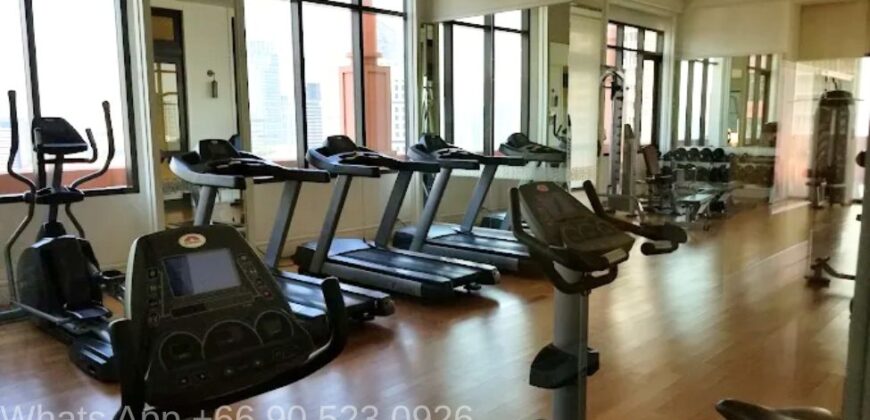 Condo for Rent Sukhumvit Near BTS Phrom Phong with Full Kitchen plus Oven