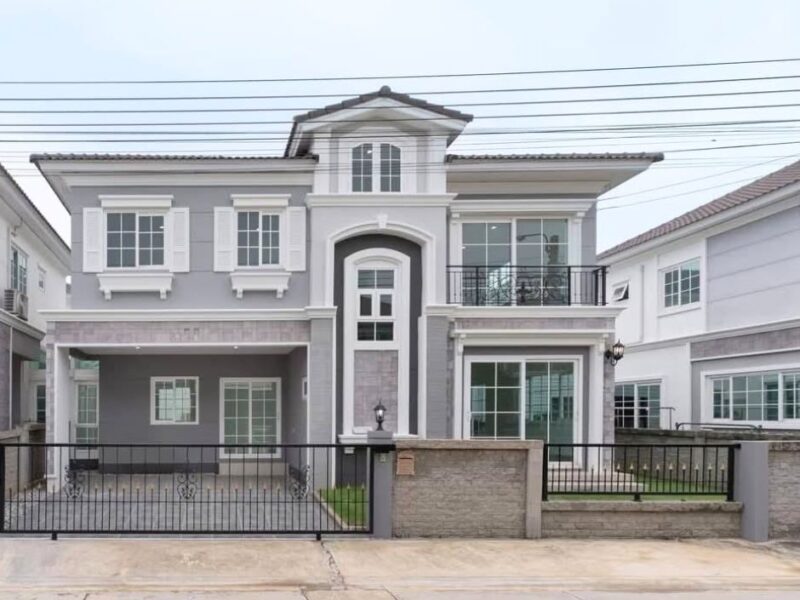 ขายบ้านเดี่ยวสไตล์อังกฤษ 3 ห้องนอน พร้อมอยู่ โซนนวมินทร์ – อายุบ้านเพียง 5 ปี กรุงเทพ