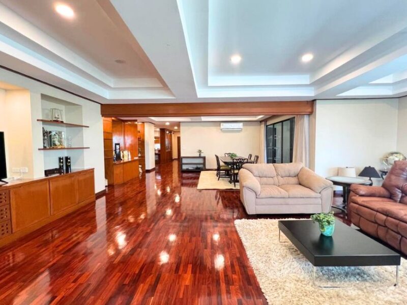 4-Bedroom Family Condo for Rent – Sukhumvit 39 Last Unit in this building!!!