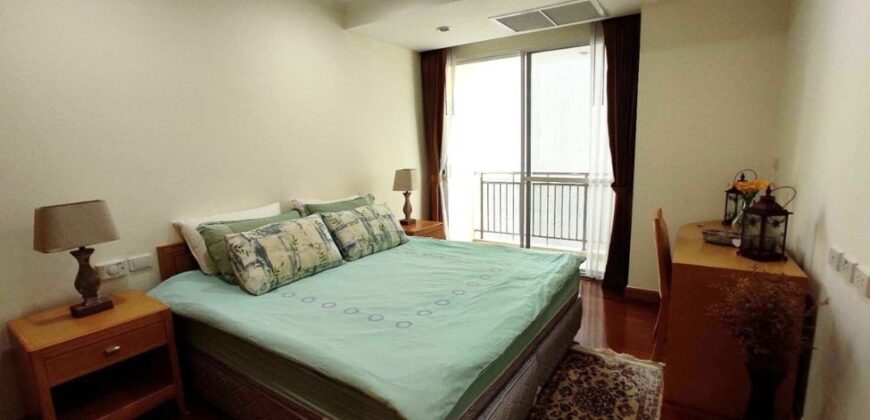3 bedrooms Family Condo for Rent at Sukhumvit 22 Bangkok
