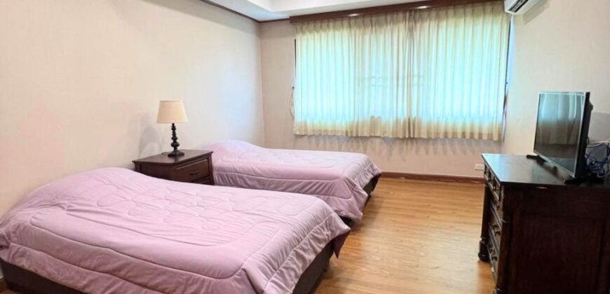 4-Bedroom Family Condo for Rent – Sukhumvit 39 Last Unit in this building!!!
