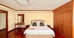 Family Condo at Sukhumvit 26 | 3 bedrooms | Huge space | Last Unit in the Building