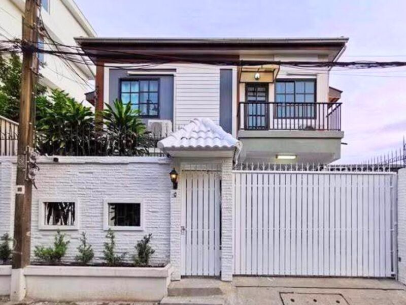 House for Rent at Sukhumvit 77 Perfect for Expat and Long Term Living in Bangkok