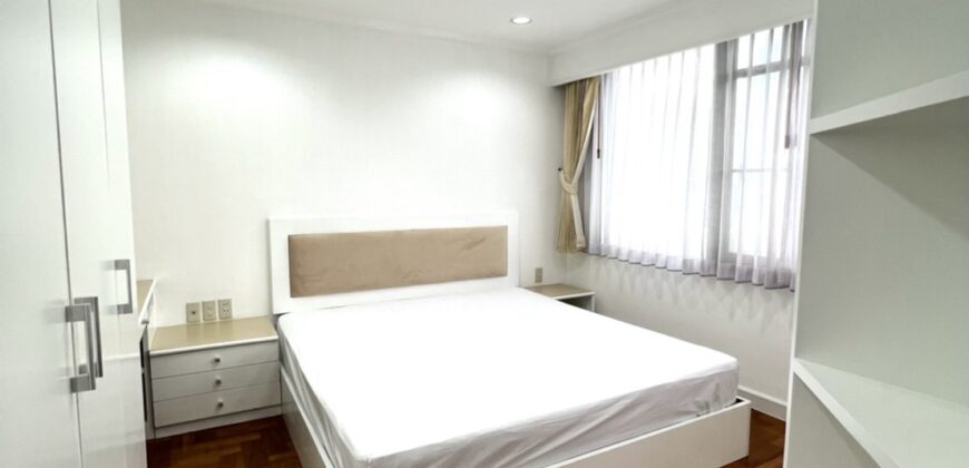 2 bedroom Condo for Rent at BTS Phrom Phong