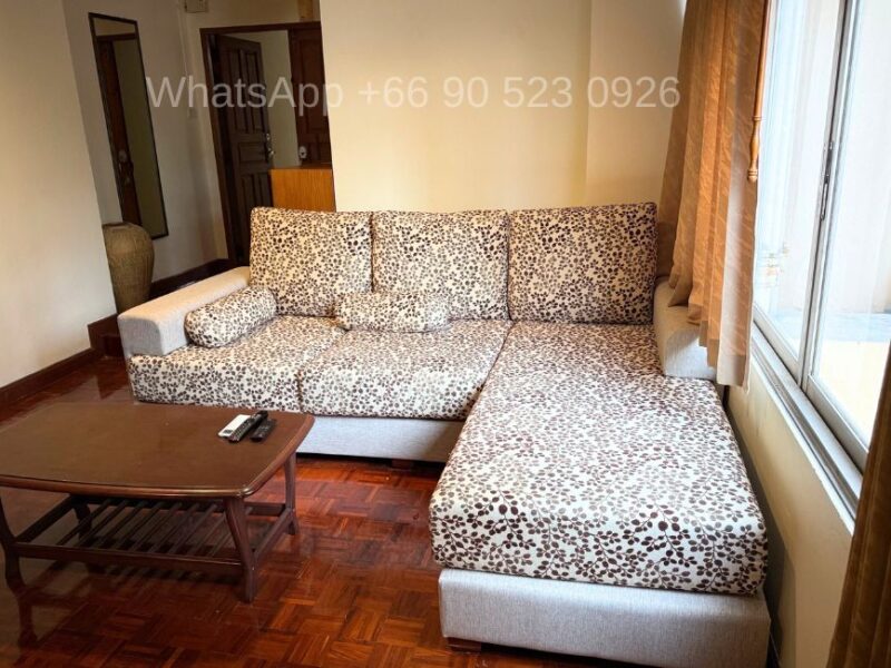 Low Rise Condo 2 bedroom for Rent at Sukhumvit 8 BTS Nana