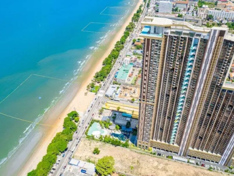 Down Payment Resale – 1-Bedroom Condo at Copacabana Beach Jomtien