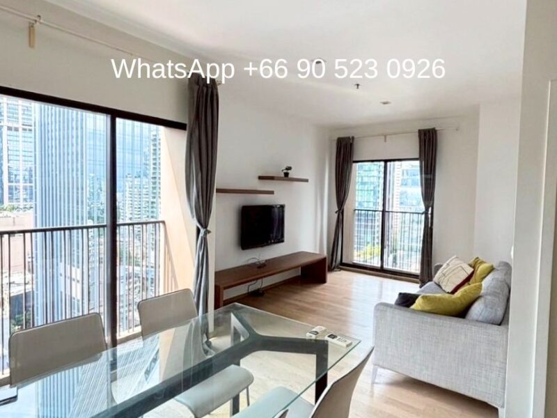 Condo for Rent Sukhumvit 26 with excellent natural light and city views BTS Phrom Phong