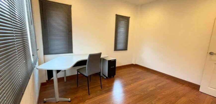 บ้านเดี่ยวหลังมุม 78 ตร.วา พร้อมสนามหญ้าใหญ่ ใจกลางกรุงเทพ