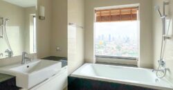 Condo for Rent at Ratchathewi , 2 bedrooms 105 sq.m. Big Balcony Nice Area Cheap Rent
