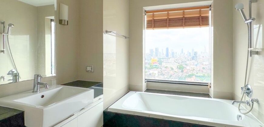 Condo for Rent at Ratchathewi , 2 bedrooms 105 sq.m. Big Balcony Nice Area Cheap Rent