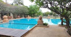 ขายบ้านเดี่ยวสุขาภิบาล 2 บ้านพร้อมอยู่  บ้านมีบริเวณ 3 ห้องนอน ลงทุนซื้อบ้านหลังนี้คุ้ม บ้านสวยน่าอยู่