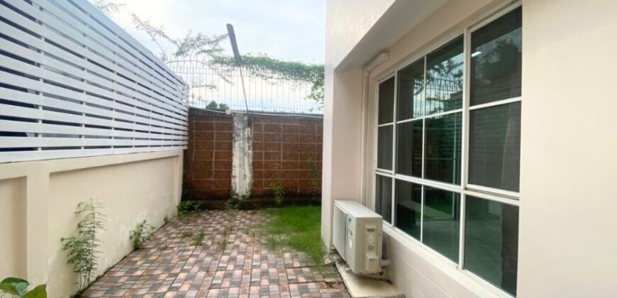 ขายบ้านเดี่ยว สุขาภิบาล 2 เนื้อที่ 61ตร.วา 3 ห้องนอน ใกล้สุวรรณภูมิ ราคา 6.8 ล้าน