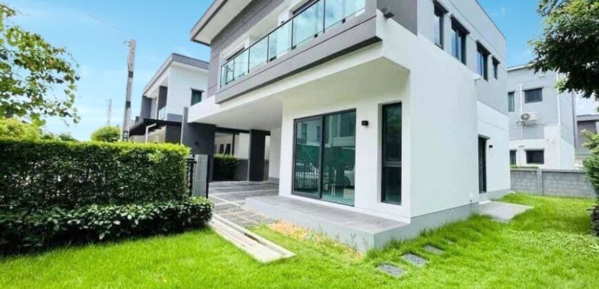 ขายบ้านเดี่ยวหรู Modern Luxury แปลงมุม 68 ตร.วา | สุขุมวิท-อ่อนนุช เขตประเวศ