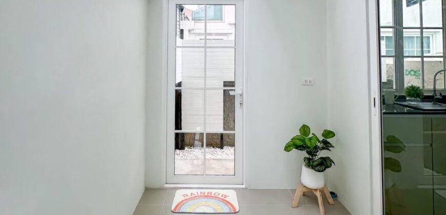 ขายบ้านหรู Golden Neo Sathorn ใกล้สาทร ขาดทุน 2 ล้าน