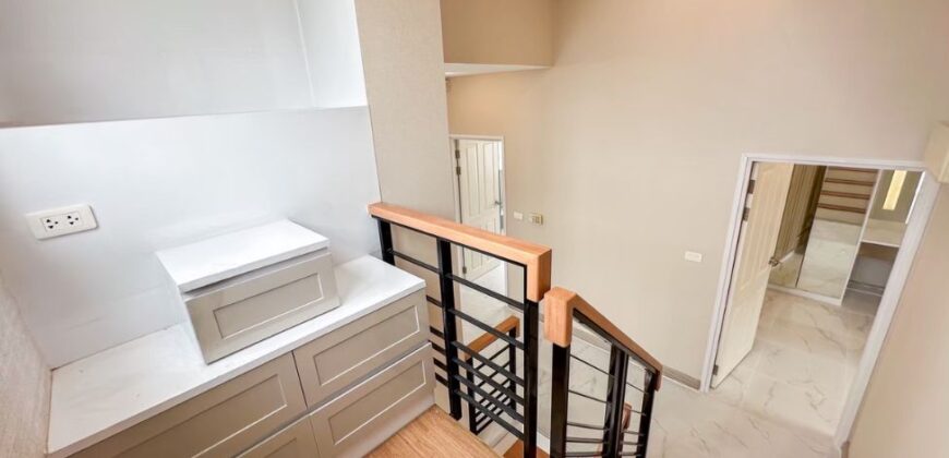 ขายบ้านหรู Golden Neo Sathorn ใกล้สาทร ขาดทุน 2 ล้าน