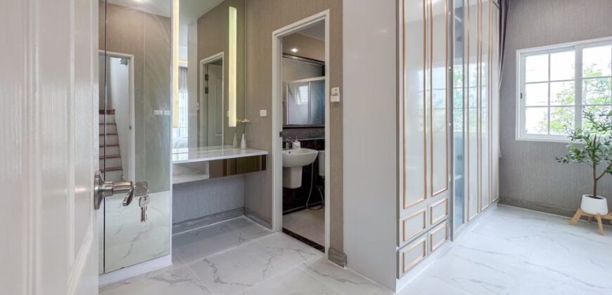 ขายบ้านหรู Golden Neo Sathorn ใกล้สาทร ขาดทุน 2 ล้าน