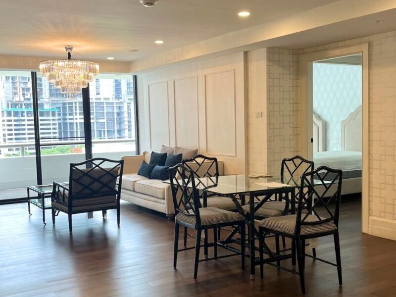 2 bedrooms Condo for Rent at Lumphini area Near BTS Chidlom and Ploenchit Road