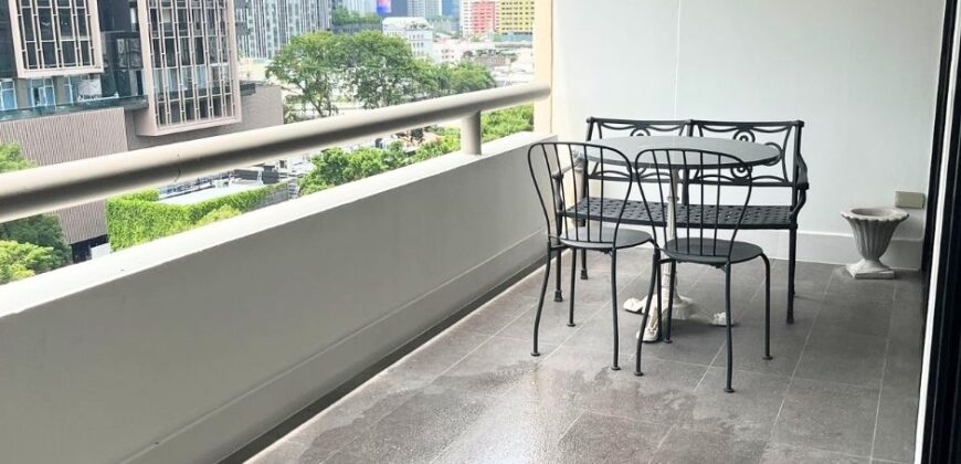 2 bedrooms Condo for Rent at Lumphini area Near BTS Chidlom and Ploenchit Road