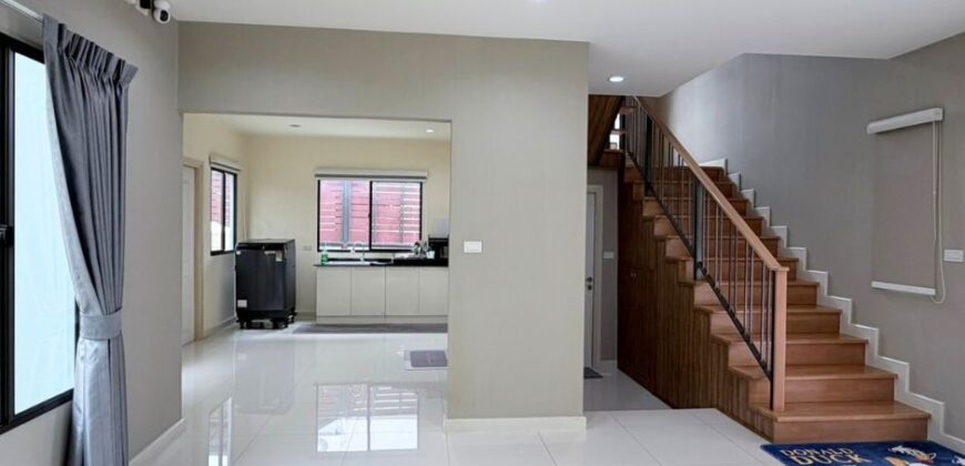 ขายบ้านเดี่ยว บางนา–สุวรรณภูมิ | กิ่งแก้ว | ติดถนนใหญ่ เฟอร์ครบ 9.9 ลบ.