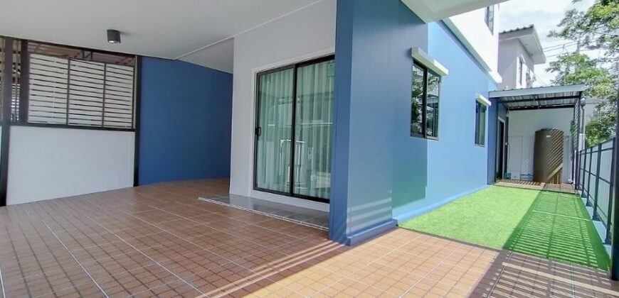 ขายทาวน์โฮม รีโนเวทแล้ว ถนนกาญจนาภิเษก ซอยกิ่งแก้ว 4 ห้องนอน 3.2 ล้าน ฟรีโอน