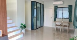 ขายทาวน์โฮม รีโนเวทแล้ว ถนนกาญจนาภิเษก ซอยกิ่งแก้ว 4 ห้องนอน 3.2 ล้าน ฟรีโอน