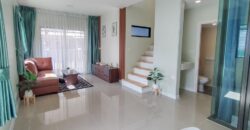 ขายทาวน์โฮม รีโนเวทแล้ว ถนนกาญจนาภิเษก ซอยกิ่งแก้ว 4 ห้องนอน 3.2 ล้าน ฟรีโอน