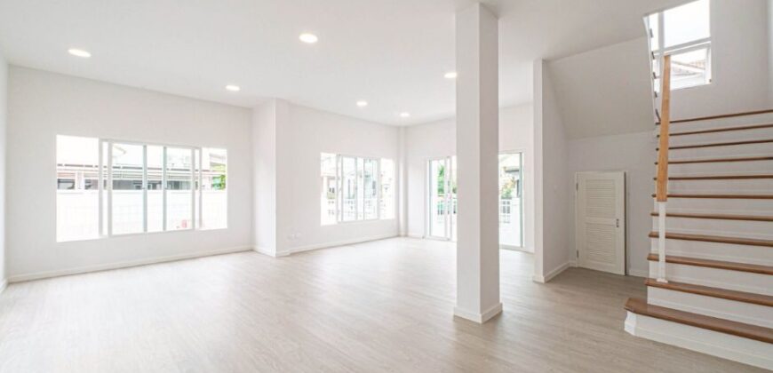 บ้านเดี่ยวหลังมุม เพอร์เฟค เพลส สุขุมวิท 77 ใกล้ Robinson ลาดกระบัง | ราคา 7.19 ล้าน | พร้อมอยู่ ทำเลดีมาก