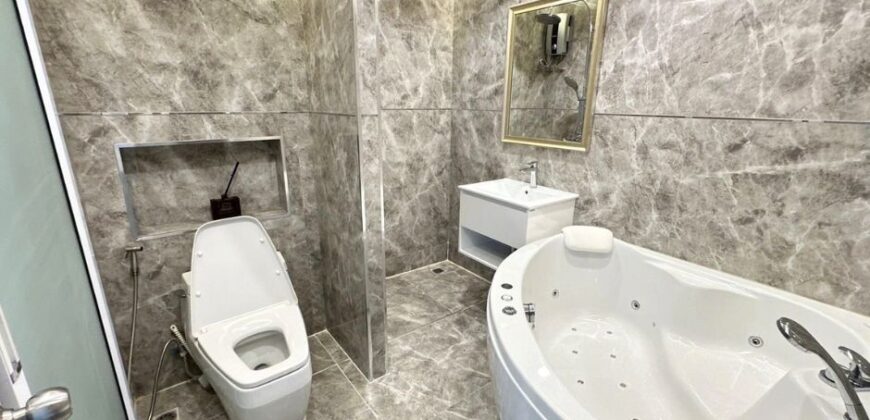 คอนโด เลี้ยงสัตว์ได้ 2 ห้องนอน 1 ห้องน้ำ ลาดพร้าว 101 Pet Friendly Condo for Rent LadPrao 101